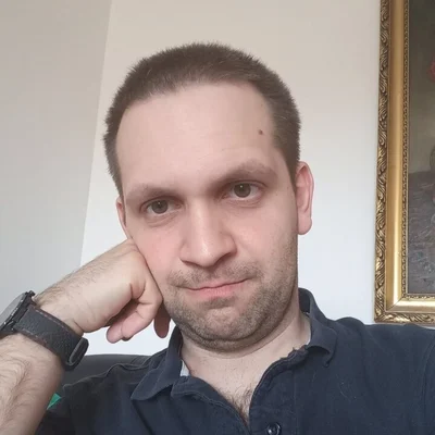 Armand, Budapest