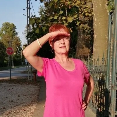 Éva