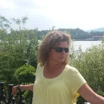 Erika, Budapest