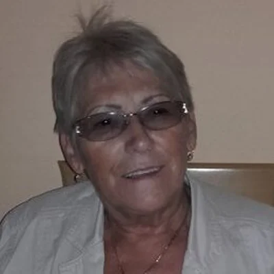 Éva
