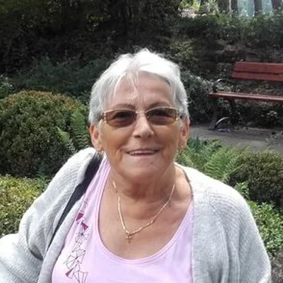 Éva