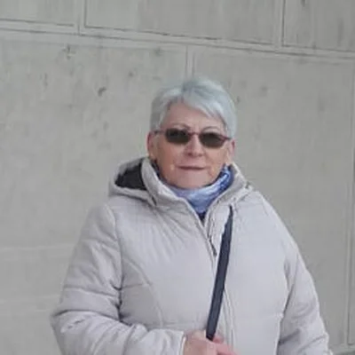 Éva