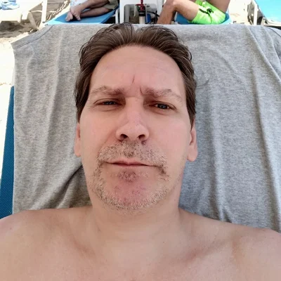 András
