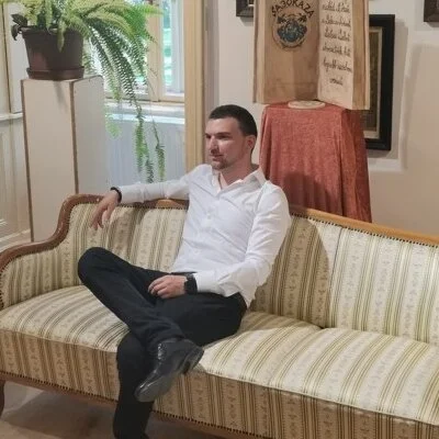 Erik, Kazincbarcika