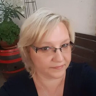 Szilvia