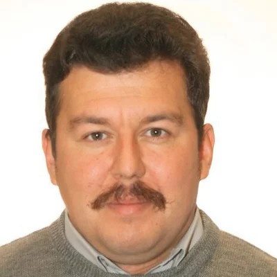 István, Érd
