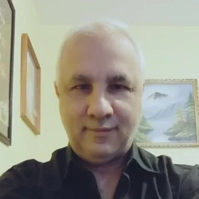 LÁSZLÓ