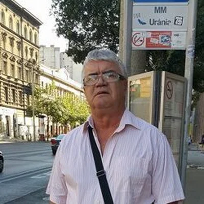 János, Budapest