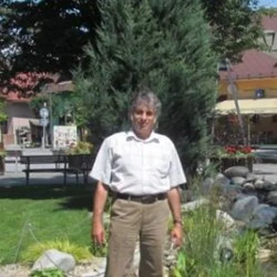 János
