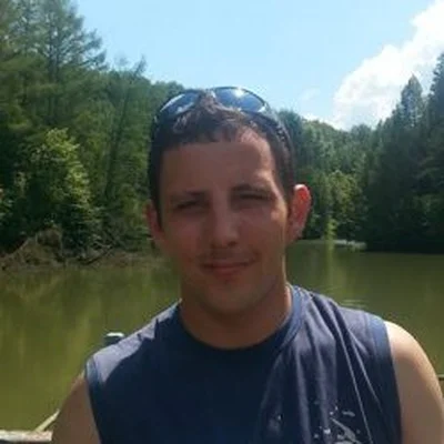 Tamás