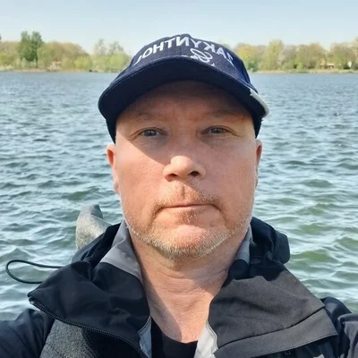 András