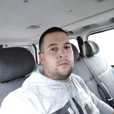 Pimpi, Gyula