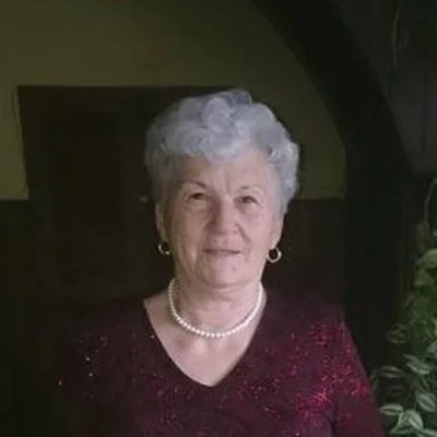 Éva