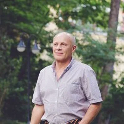 József