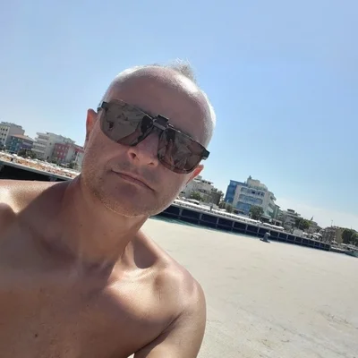 Péter