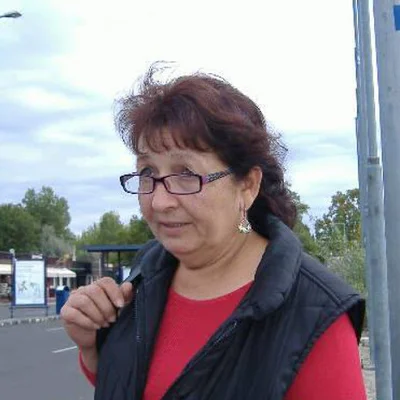 Eszter, Kisújszállás