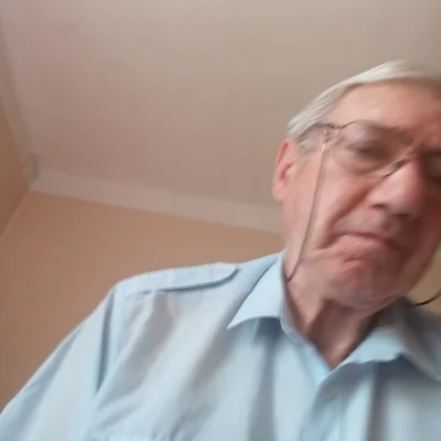 László