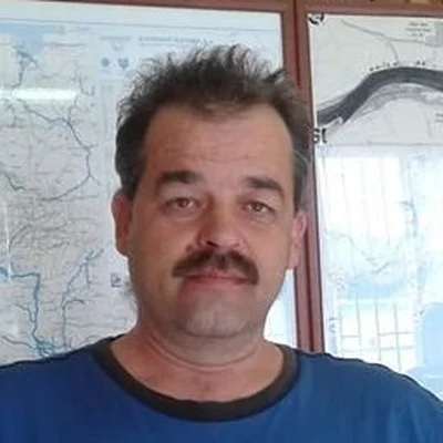 Ervin, Komárom