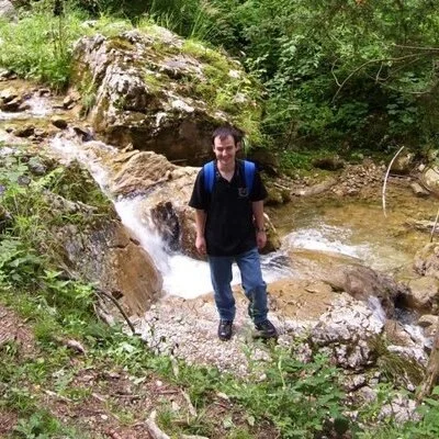Zoli