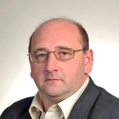 László