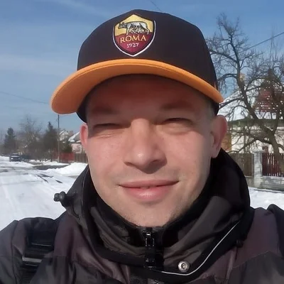 Robert, Debrecen