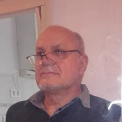 Tibor, Budapest