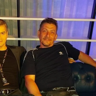 István
