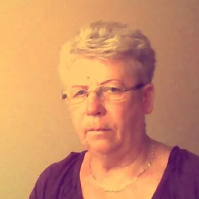 Mária, Baja