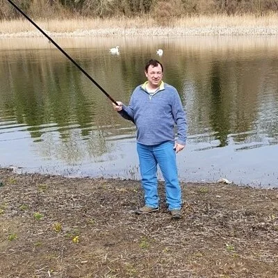 András