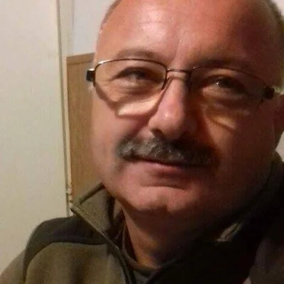 László