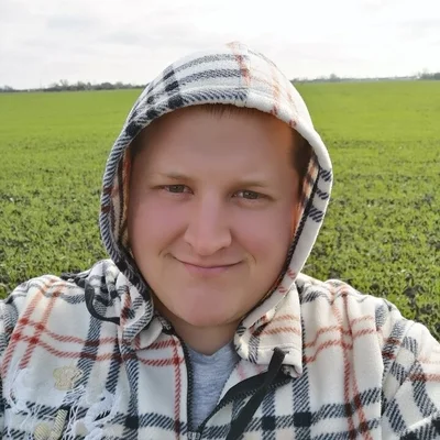 András