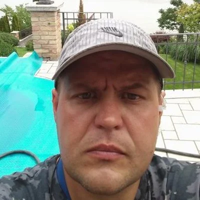 László
