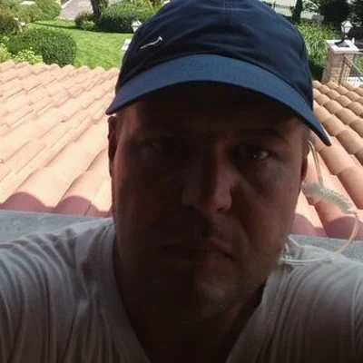 László