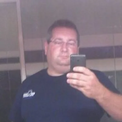 András