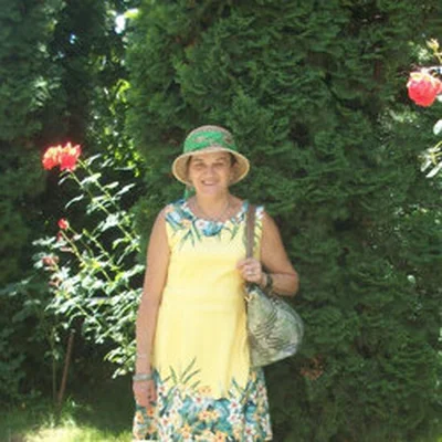 Éva