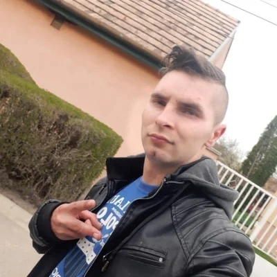 Ádám