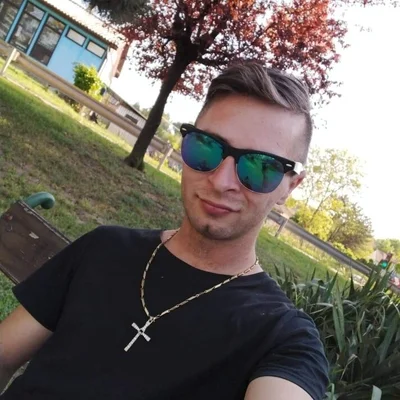 Ádám
