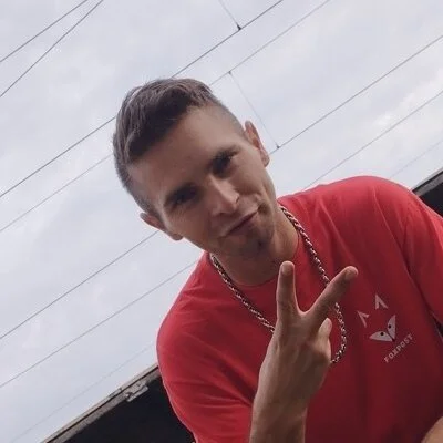 Ádám