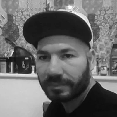 Csaba, Manchester