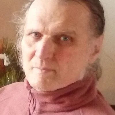 József, Léva