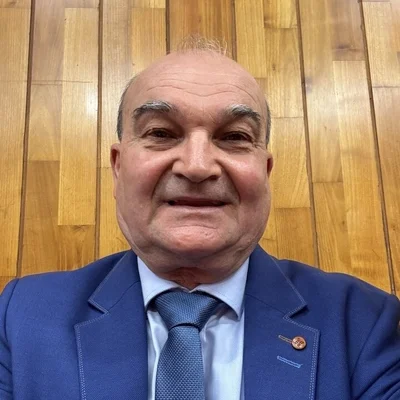 István