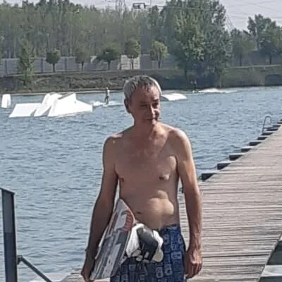 Péter