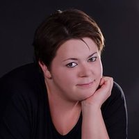 Alexandra, társkereső Lánycsók