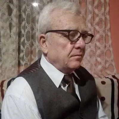 András