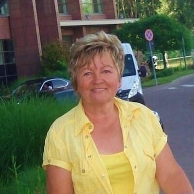 Mona, társkereső Rozsnyó