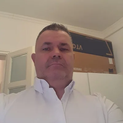 László