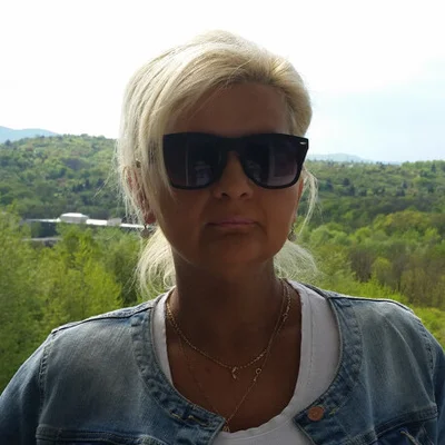 Éva