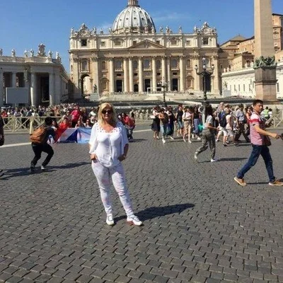 Éva