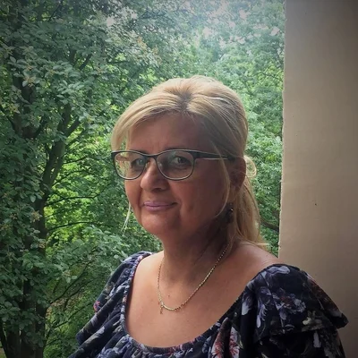 Éva