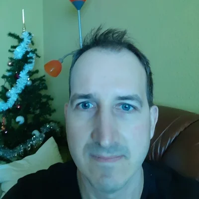 Tamás